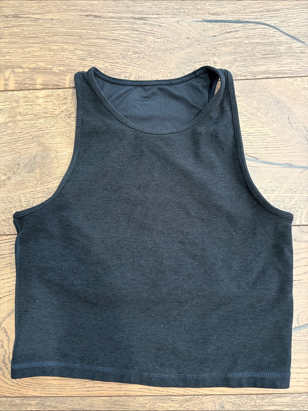 Vuori Women’s Pose Plyo Black Crop Tank